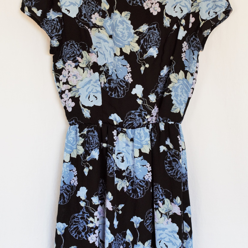 Trixxi Three Pink Hearts Juniors S floral dress